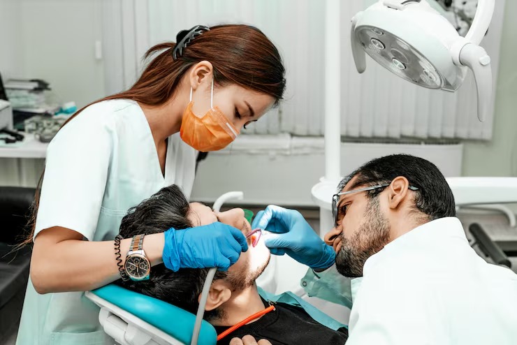 How teeth whitening improves your smile and confidence